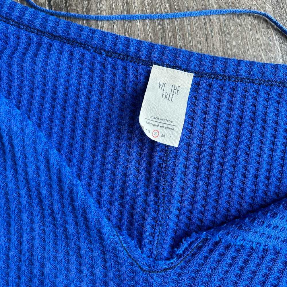 2/$60 Free People we the free royal blue small flare ballon lantern sleeve boho - Picture 8 of 9